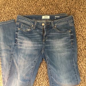 Skinny jeans